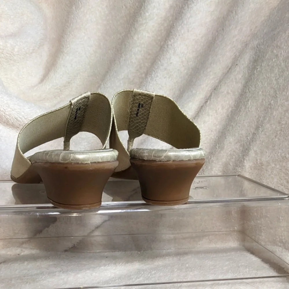 Women's East5th Cream Snakeskin pattern & soft gold low heel slip on’s | Size 10
